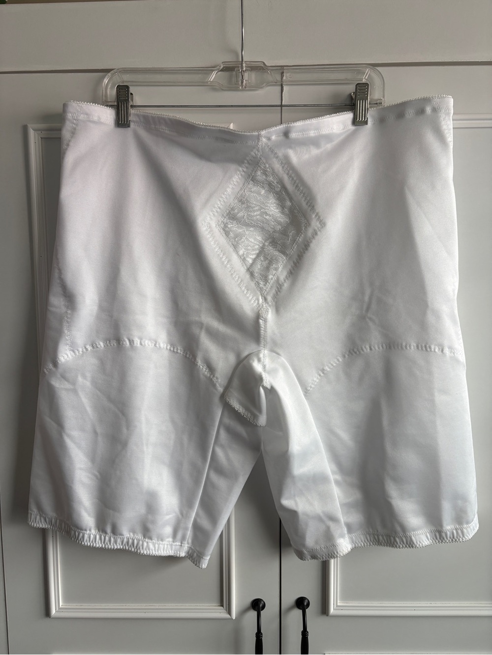 Women's Shapewear Shorts. White. size 50